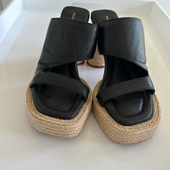 *Sold* Paloma Barcelo Platform Raffia Sandal - Picture 3 of 5